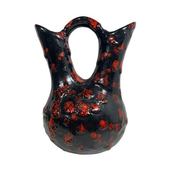 Native American Pueblo Pottery Wedding Vase Signed 7” Black Red Clay - Picture 4 of 9